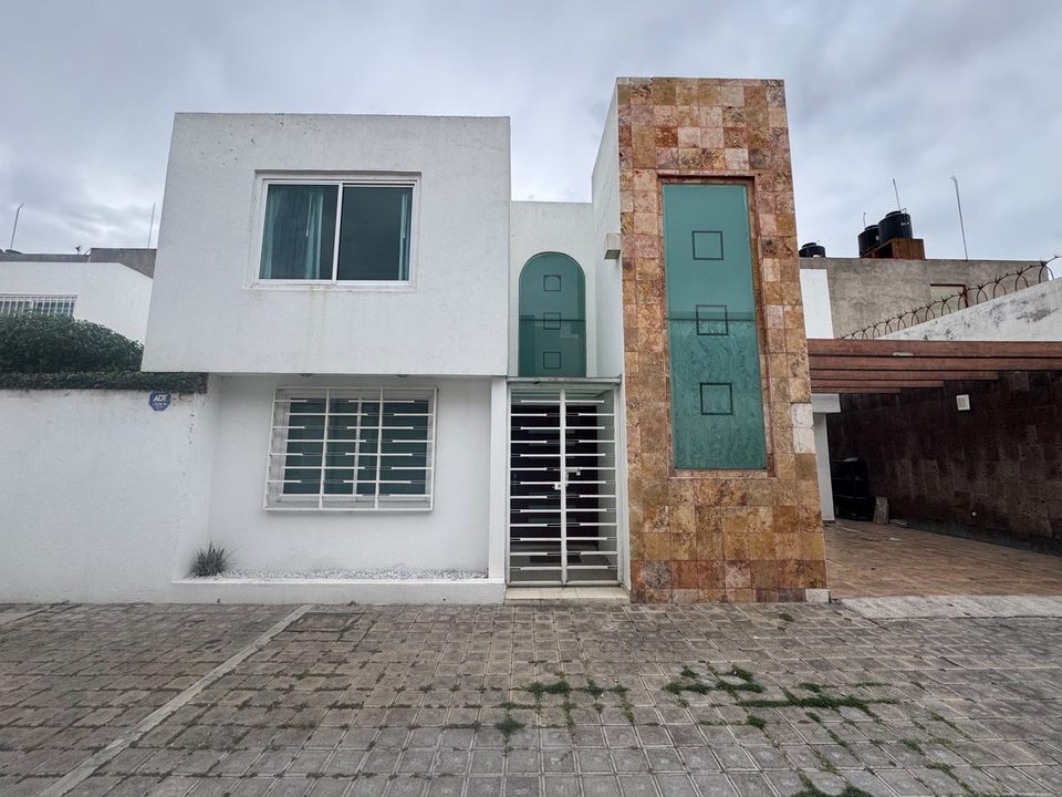 Casa amueblada de 4 recámaras en Atzala, San Andrés Cholula