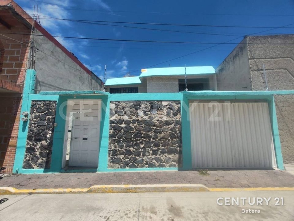 Casa con jardín y patio en Ojo de Agua, San Martín Texmelucan
