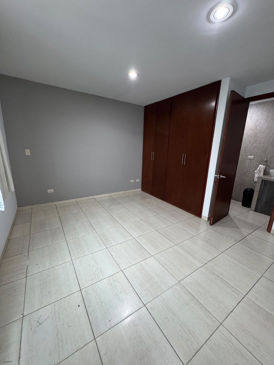 Casa amueblada de 4 recámaras, foto 12 de 17