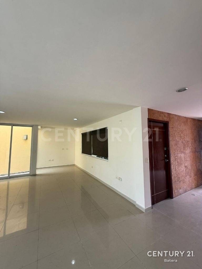 Casa con jardín, foto 7 de 17