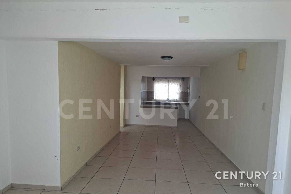 Casa de 4 recámaras, foto 3 de 15