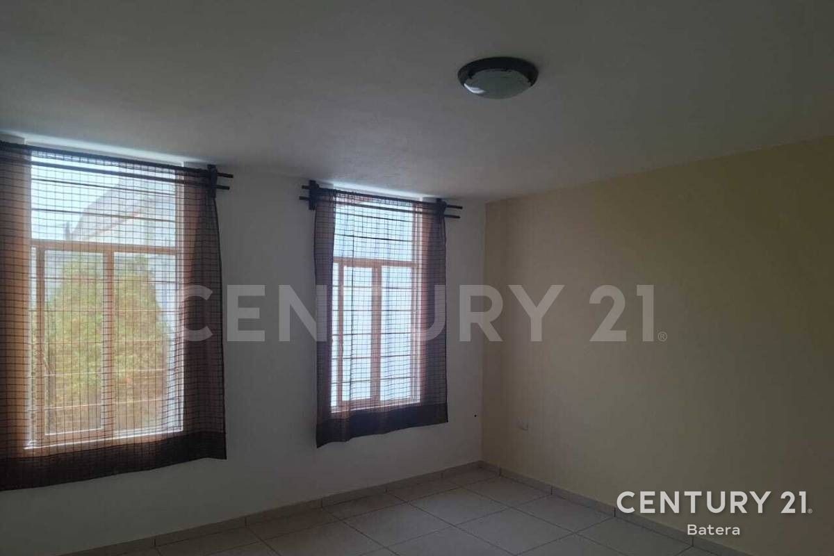 Casa de 4 recámaras, foto 7 de 15