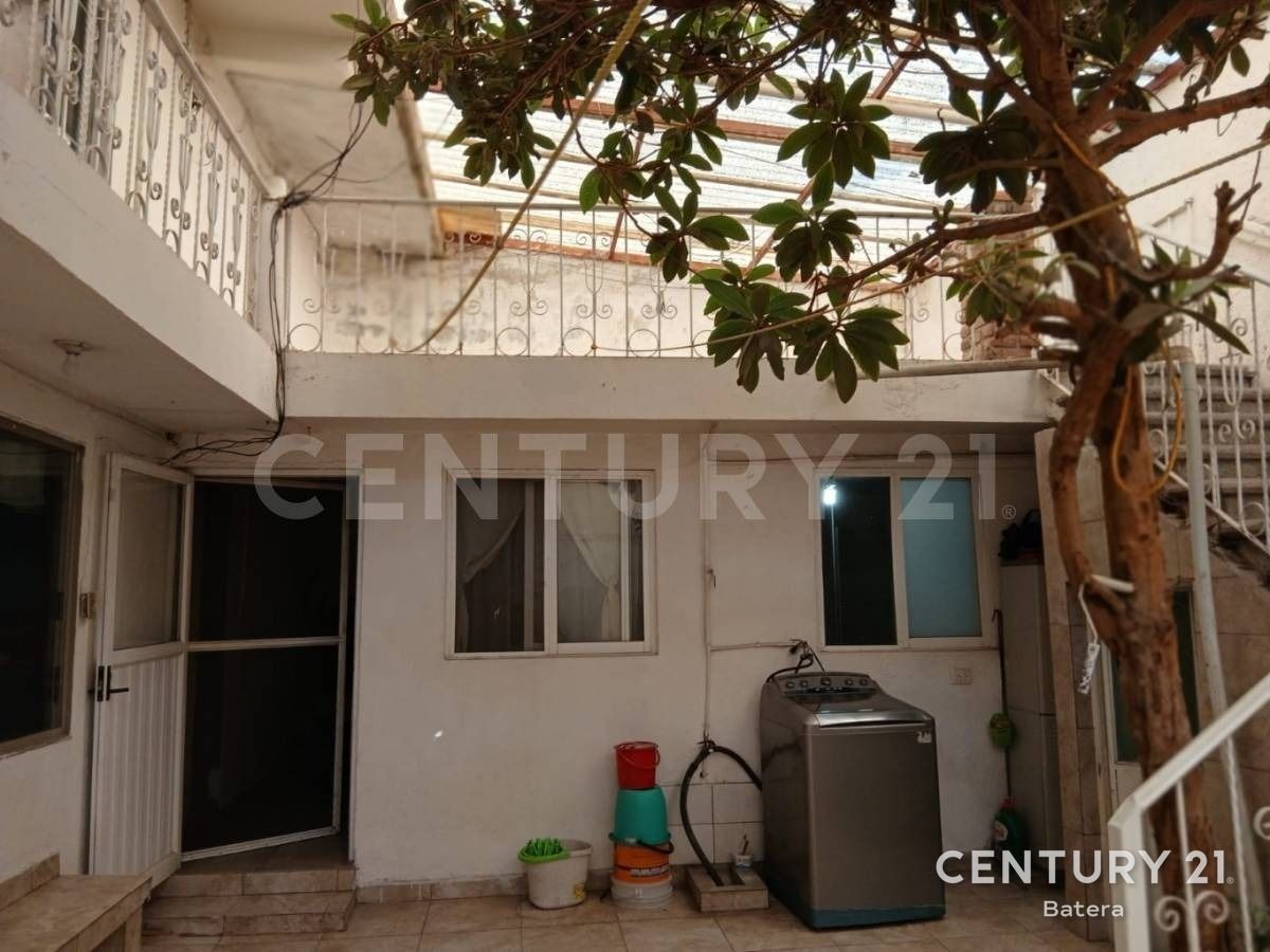 Casa para remodelar con departamento, foto 5 de 18