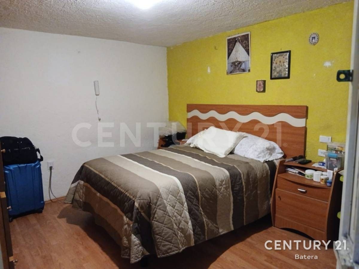 Casa para remodelar con departamento, foto 9 de 18