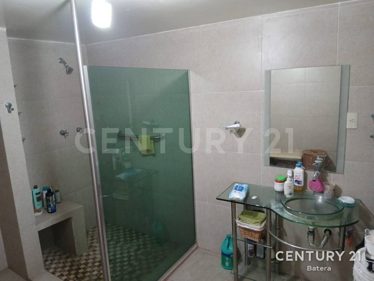 Casa para remodelar con departamento, foto 11 de 18