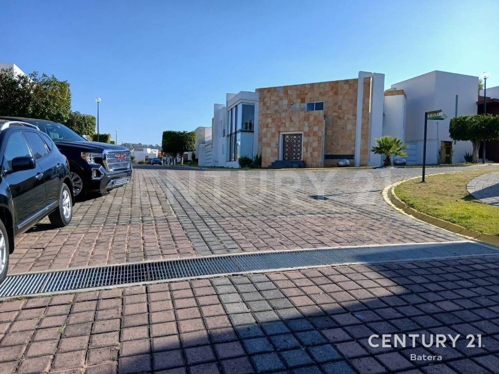Terreno de 375 m², foto 4 de 11